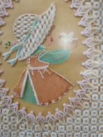 schilderij meisje met vogel papier en stof, Huis en Inrichting, Woonaccessoires | Schilderijen, Tekeningen en Foto's, Ophalen of Verzenden