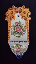 Wijwaterbakje Handgevormd Keramiek <> Wijwatervaatje 14x7cm., Ophalen of Verzenden, Zo goed als nieuw, Christendom | Katholiek