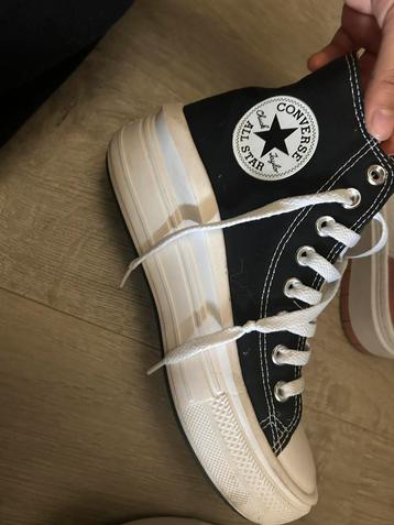 Converse chucks  beschikbaar voor biedingen