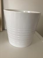 Zeer Grote Bloempot Wit Aardewerk IKEA, Tuin en Terras, Bloempotten, Ophalen, Rond, Binnen, Zo goed als nieuw