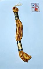 DMC mouline, oker varia 111, Mulhouse, France, Ophalen of Verzenden, Borduurgaren of Zijde, DMC