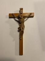 houten kruisbeeld, Antiek en Kunst, Antiek | Religie, Ophalen of Verzenden