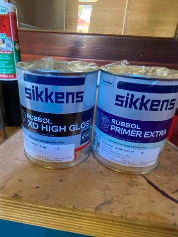 Verf + Primer Mahoniebruin RAL8016 (1 liter) beschikbaar voor biedingen