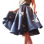 Donkerblauwe cirkelrok met planeten en sterren mt 32/34/36, Kleding | Dames, Maude Couture, -, Blauw, Nieuw