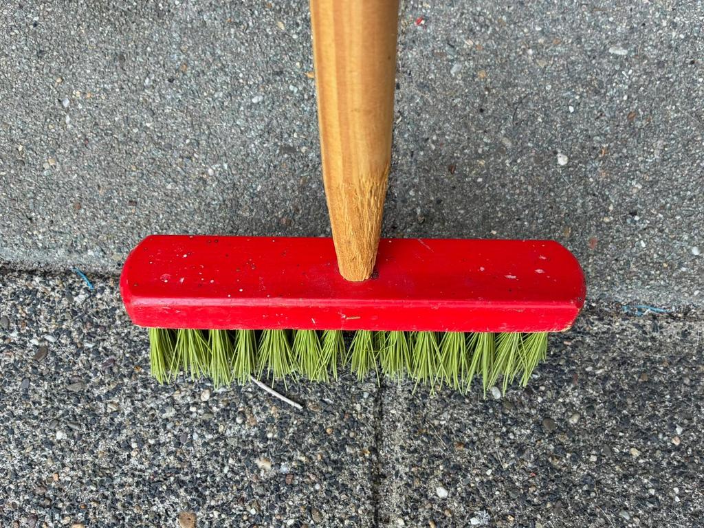 Kinderbezem intratuin, Kinderen en Baby's, Ophalen, Gebruikt