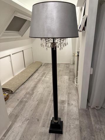 Luxe vloerlamp zwart met zilver en glazen druppels beschikbaar voor biedingen
