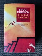 Nicci French - Dinsdag is voorbij. (Frieda Klein Deel 2), Ophalen of Verzenden, Nicci French, Zo goed als nieuw