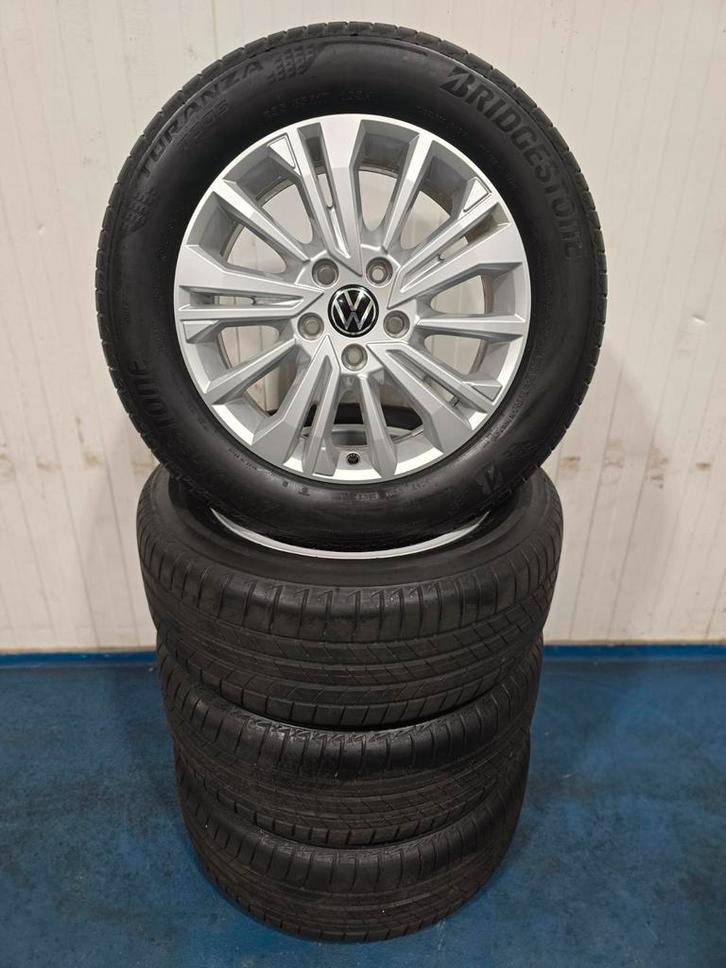 🌞NIEUWE originele VW Aracaju velgen 17 inch T5 T6 T6.1, Auto-onderdelen, Banden en Velgen, Banden en Velgen, Zomerbanden, 17 inch
