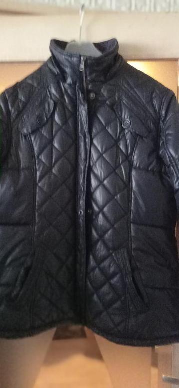 Dikke gewatteerde Brams Paris jas. beschikbaar voor biedingen