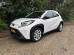 Toyota Aygo X NL-Auto LED CarPlay Camera Clima 17"LMV Cruise, Stof, 920 kg, Wit, Handgeschakeld