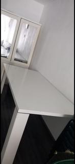 Gratis af te halen eettafel en vitrinekast, Huis en Inrichting, Complete eetkamers, Ophalen of Verzenden, Zo goed als nieuw