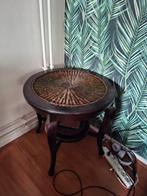 Vintage Bijzettafel met Rotan Blad, Antiek en Kunst, Ophalen of Verzenden