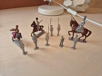 1:35 tinnen ijzeren soldaten napoleon tijd paarden ruiters  beschikbaar voor biedingen