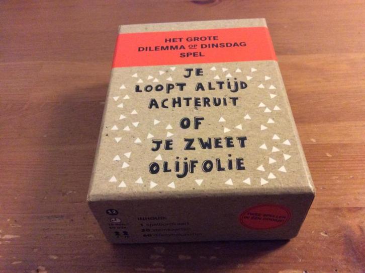 Het grote Dilemma op Dinsdag kaartspel., Hobby en Vrije tijd, Gezelschapsspellen | Kaartspellen, Ophalen of Verzenden