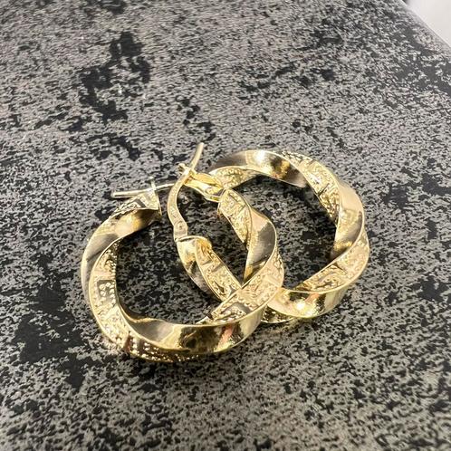 14k gouden oorbellen creolen wokkels nieuw, Sieraden, Tassen en Uiterlijk, Oorbellen, Nieuw, Goud, Ophalen of Verzenden