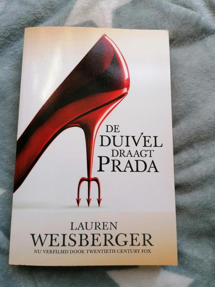 De Duivel Draagt Prada - Lauren Weisberger, Boeken, Romans, Gelezen, Nederland, Ophalen of Verzenden