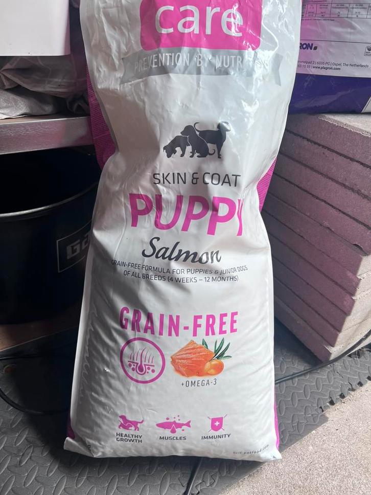 Brit Care Salmon Puppy, Dieren en Toebehoren, Kattenbakken, Zo goed als nieuw, Ophalen of Verzenden