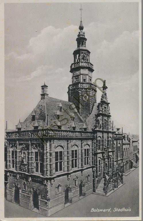 Bolsward - Stadhuis [KRST005-3598, Verzamelen, Ansichtkaarten | Nederland, Ongelopen, Friesland, 1940 tot 1960, Verzenden