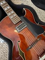 Eastman AR371 CE Archtop gitaar met Gibson P-94 R pickup, Ophalen, Zo goed als nieuw, Hollow body, Overige merken