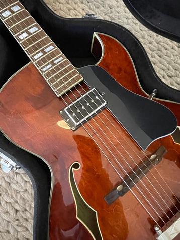 Eastman AR371 CE Archtop gitaar beschikbaar voor biedingen