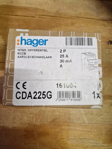 Hager 4 st.  Aardlekschakelaar 25A 30mA - Nieuw beschikbaar voor biedingen