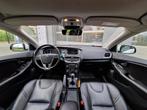 Volvo V40 2.0 T3 Dynamic Edition|Trekhaak|Pano||leder|H&D|LE, Voorwielaandrijving, 65 €/maand, Gebruikt, 4 cilinders