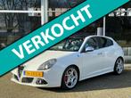 Alfa Romeo Giulietta 1.7 TBi Pano Nap Leer, Gebruikt, 4 cilinders, Wit, Bedrijf