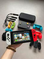 Nintendo Switch + Games & Accesoires Compleet Bundle, Ophalen of Verzenden, Zo goed als nieuw, Switch Original, Met 3 controllers of meer