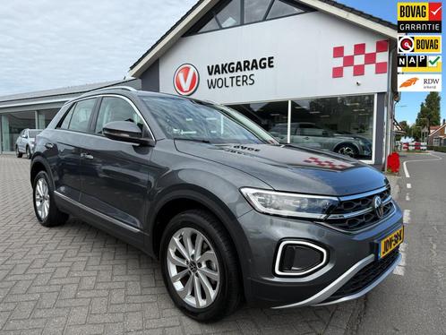 Volkswagen T-ROC 1.5 TSI Style Automaat RIJKLAAR!, Auto's, Volkswagen, Bedrijf, Te koop, T-Roc, ABS, Achteruitrijcamera, Adaptive Cruise Control
