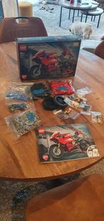 Lego set 42107 Ducati Panigale, Kinderen en Baby's, Speelgoed | Duplo en Lego, Ophalen of Verzenden, Zo goed als nieuw