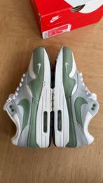 Nike Air Max 1 Spiral Sage (DB5074-100) maat 42, Overige kleuren, Nike, Ophalen of Verzenden, Sneakers of Gympen