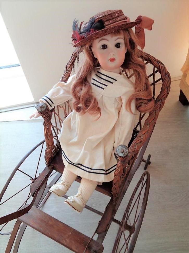 Antieke pop replica - puntgaaf, midden groot model 55 cm., Verzamelen, Poppen, Zo goed als nieuw, Pop, Ophalen of Verzenden