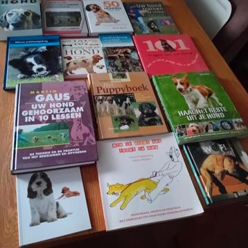 Grote Stapel Puppy/Hond Opvoeding & Verzorging Boeken beschikbaar voor biedingen