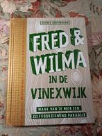 Fred & Wilma in de Vinexwijk - Zelfvoorzienend Paradijs, Ophalen of Verzenden, Interieur en Design