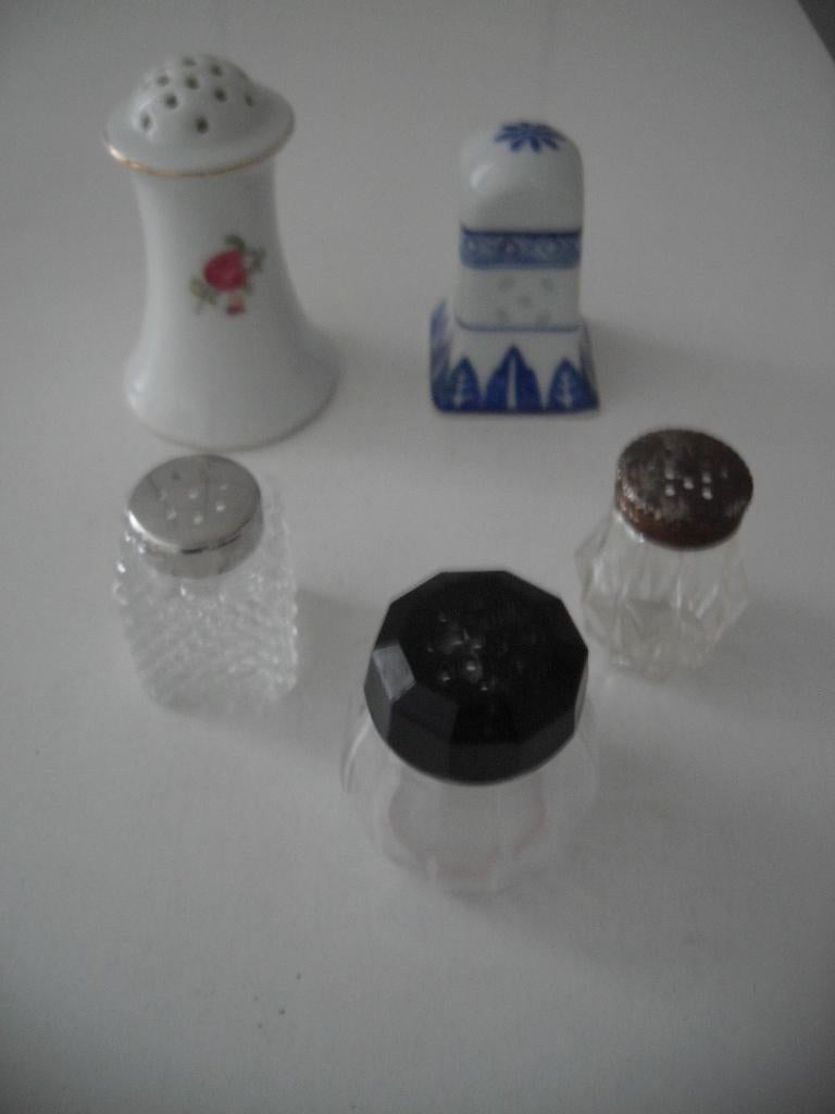 4 peper- of zout vaatje/potje, Ophalen of Verzenden, Gebruikt