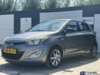 Hyundai i20 1.2i First Edition, Euro 5, Gebruikt, 4 cilinders, Start-stop-systeem