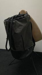 Rugzak decathlon, Ophalen, Zo goed als nieuw, 30 cm of meer