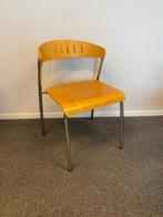 Houten kantine stoelen, chroom frame, stapelbaar, 32x, Huis en Inrichting, Stoelen, Vijf, Zes of meer stoelen, Metaal, Gebruikt
