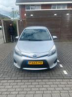 Toyota Yaris 1.5 Full Hybrid CVT 5DR 2012 Grijs, 47 €/maand, Te koop, Zilver of Grijs, Geïmporteerd