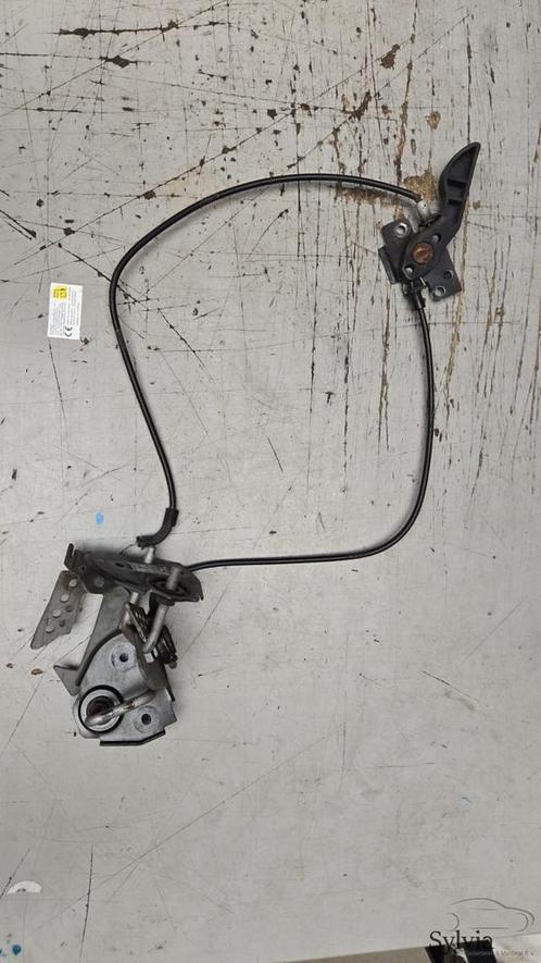 Slot motorkap passief links en rechts BMW 5 / 6 / 7 serie F0, Auto-onderdelen, Carrosserie en Plaatwerk, Gebruikt, Ophalen of Verzenden