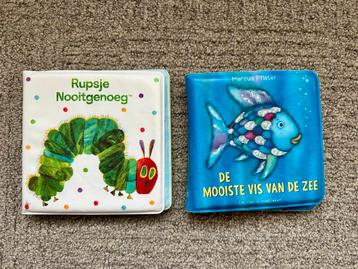 2 Kinder Badboekjes: Rupsje Nooitgenoeg & Regenboogvis beschikbaar voor biedingen