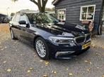 BMW 5 Serie Touring 540i xDrive High Executive (bj 2017), Automaat, Gebruikt, 2000 kg, Blauw