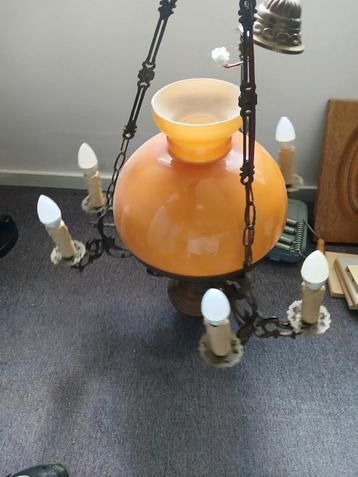 Vintage Kroonluchter met Amberkleurige Kap beschikbaar voor biedingen