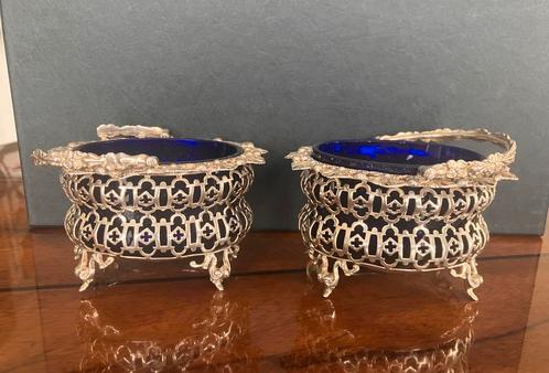 Een paar grote zoutvaten met diep donker blauwe binnenbakjes, Antiek en Kunst, Antiek | Goud en Zilver, Zilver, Ophalen of Verzenden