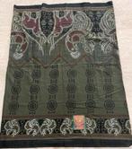 Mooie Sarong met Patroon, Ophalen