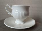 Witte brocante soort bone china kop en schotels, Ophalen of Verzenden