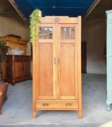 Antieke brocante Art Deco ondiepe meidenkast vintage kast beschikbaar voor biedingen