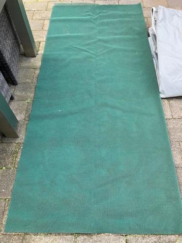 Tenttapijt 2,5x2,2M groen beschikbaar voor biedingen