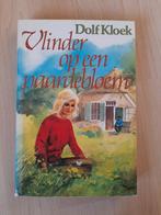 VLINDER OP EEN PAARDEBLOEM Dolf Kloek, Ophalen of Verzenden, Gelezen