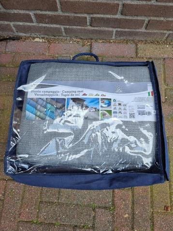 tenttapijt 600 x 250 beschikbaar voor biedingen
